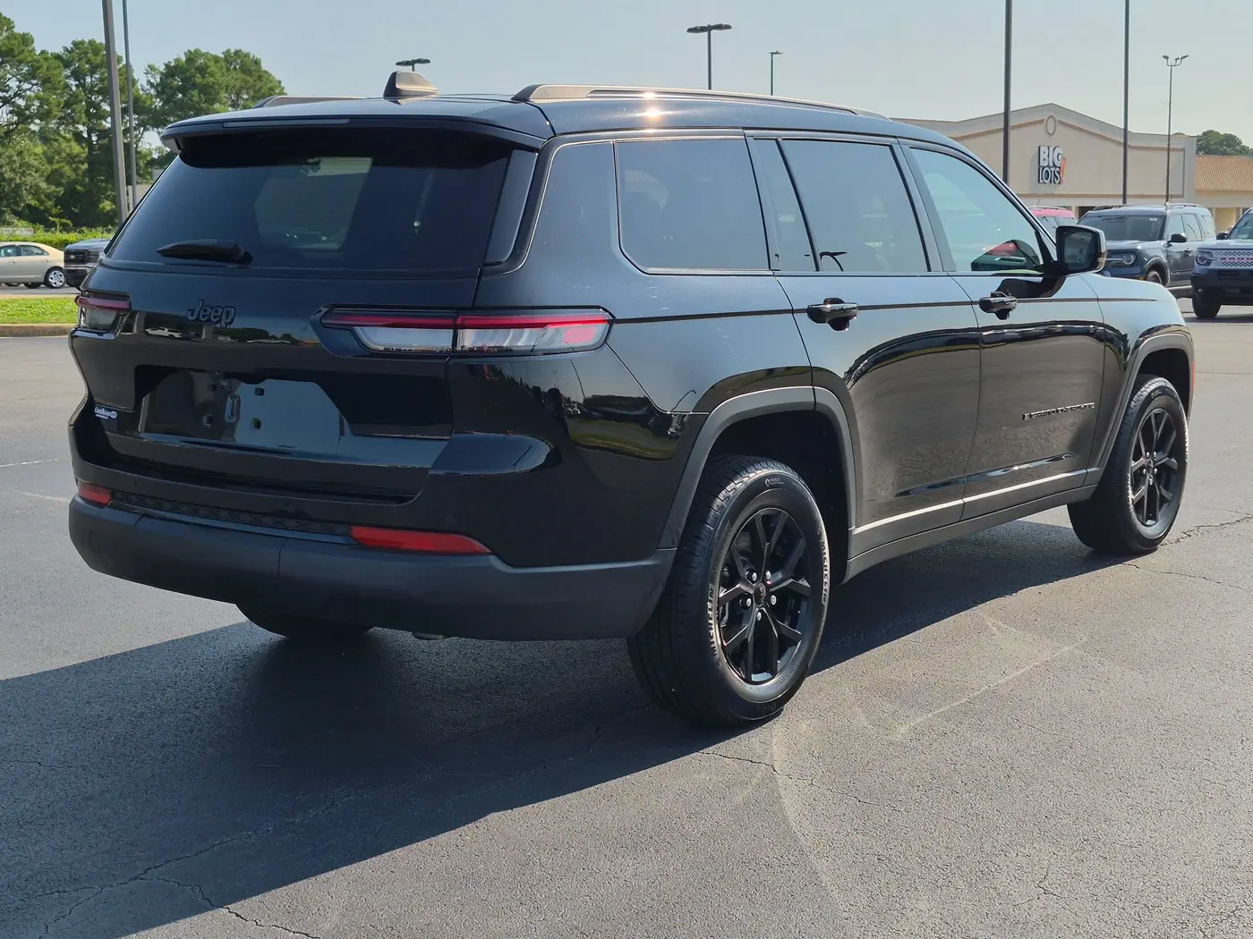 2025 Jeep Cherokee - $34,000