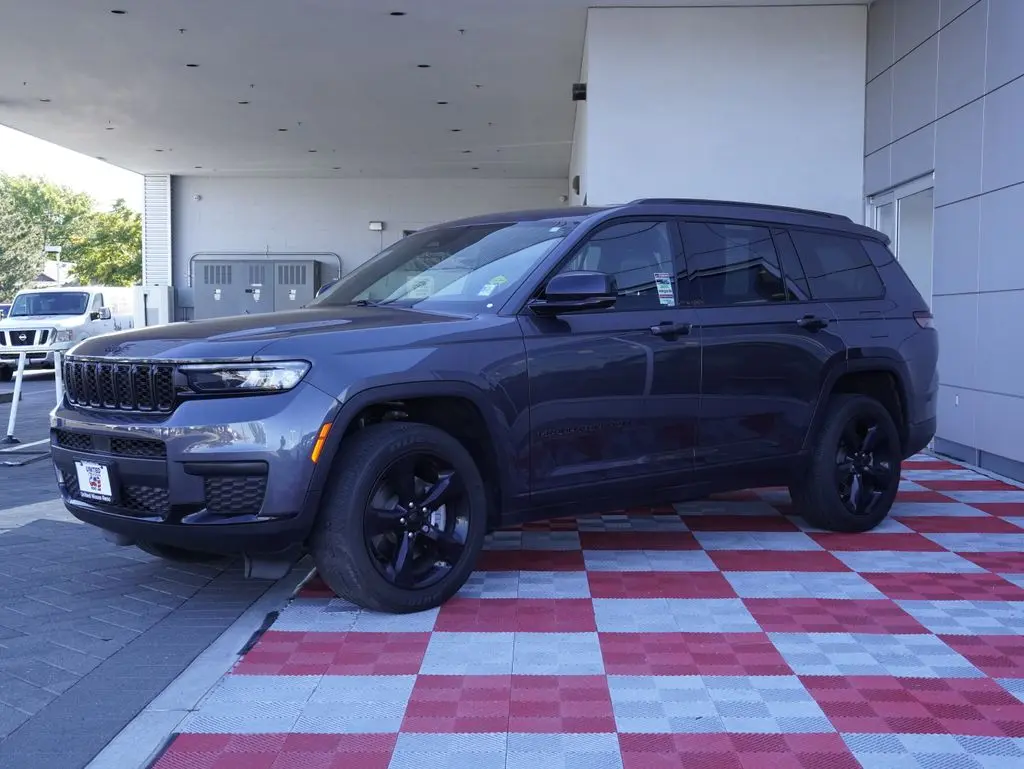 2021 Jeep Cherokee - $24,988