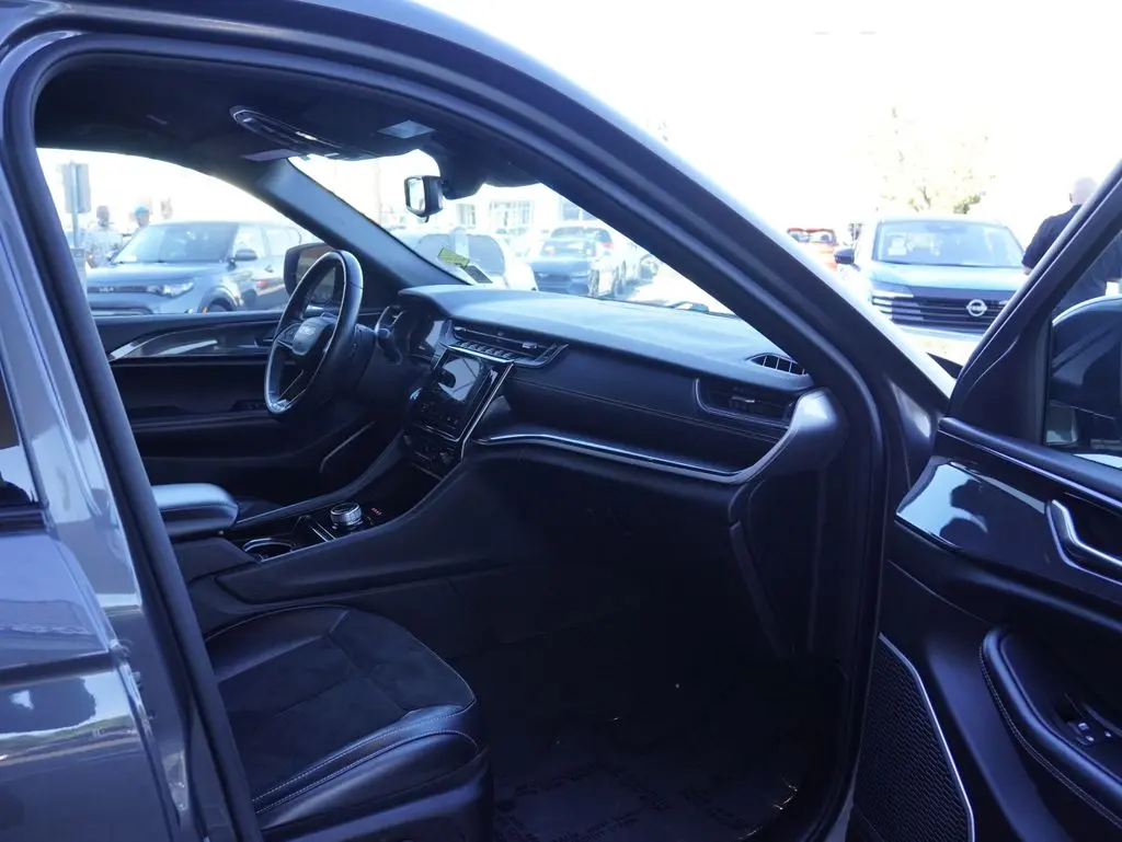 2021 Jeep Cherokee - $24,988