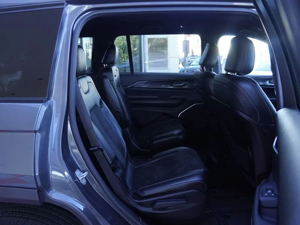 2021 Jeep Cherokee - $24,988