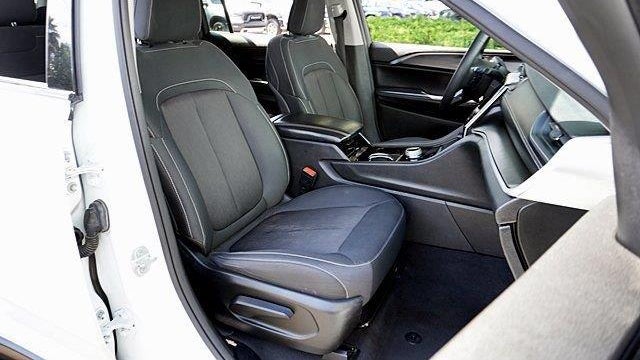 2023 Jeep Grand Cherokee L Laredo X