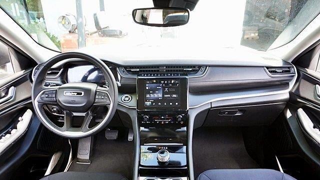 2023 Jeep Grand Cherokee L Laredo X