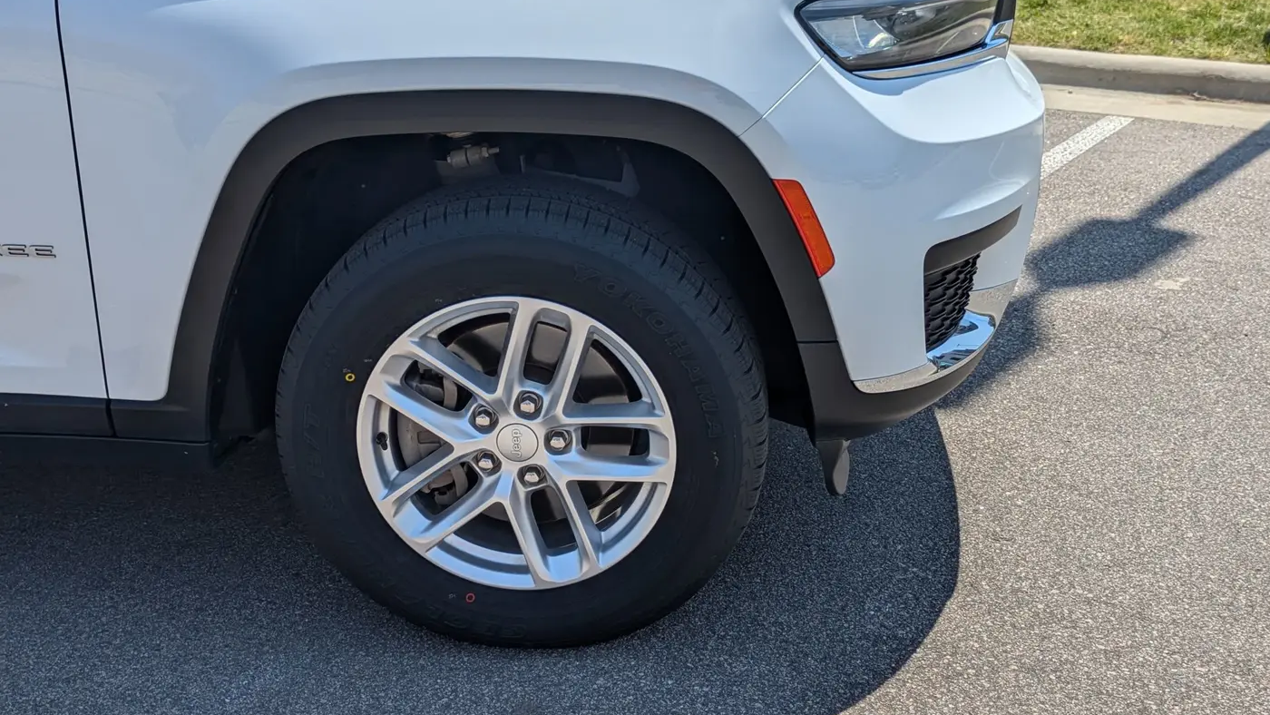 2024 Jeep Grand Cherokee L Laredo