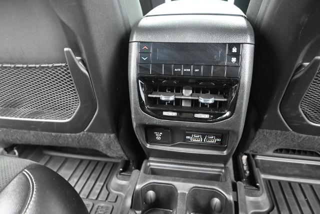 2024 Jeep Cherokee - $29,700