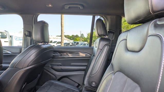 2023 Jeep Grand Cherokee L Laredo X