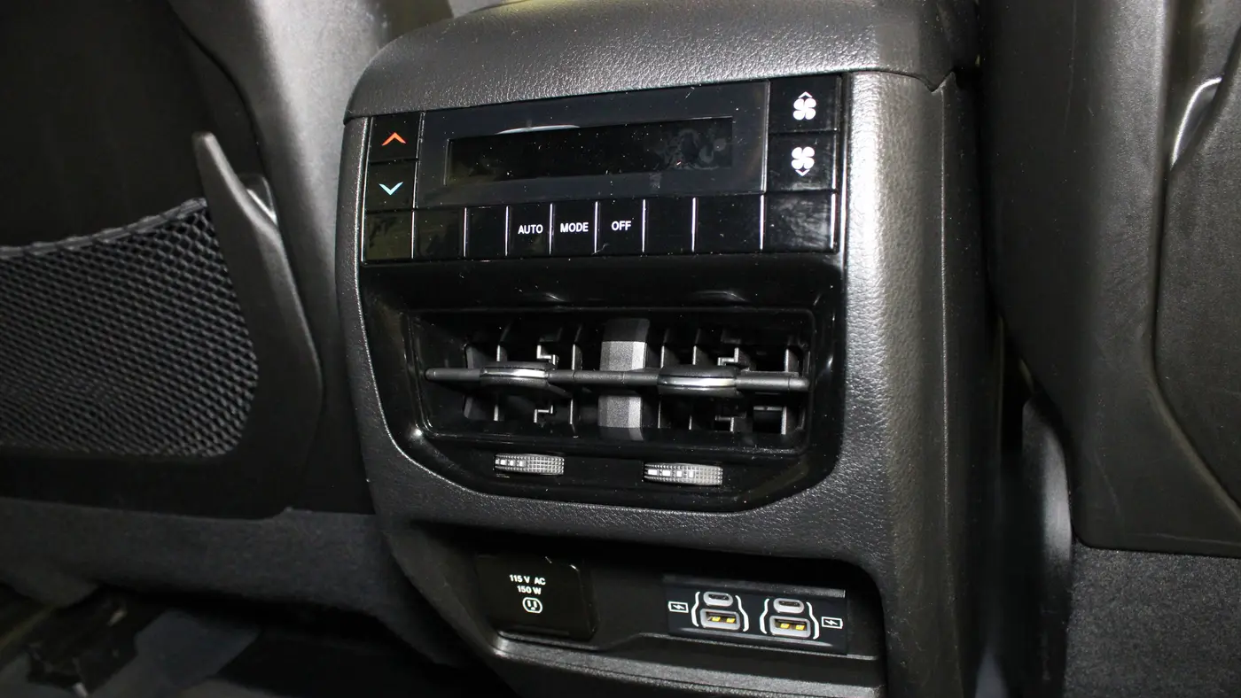 2023 Jeep Grand Cherokee L Laredo X