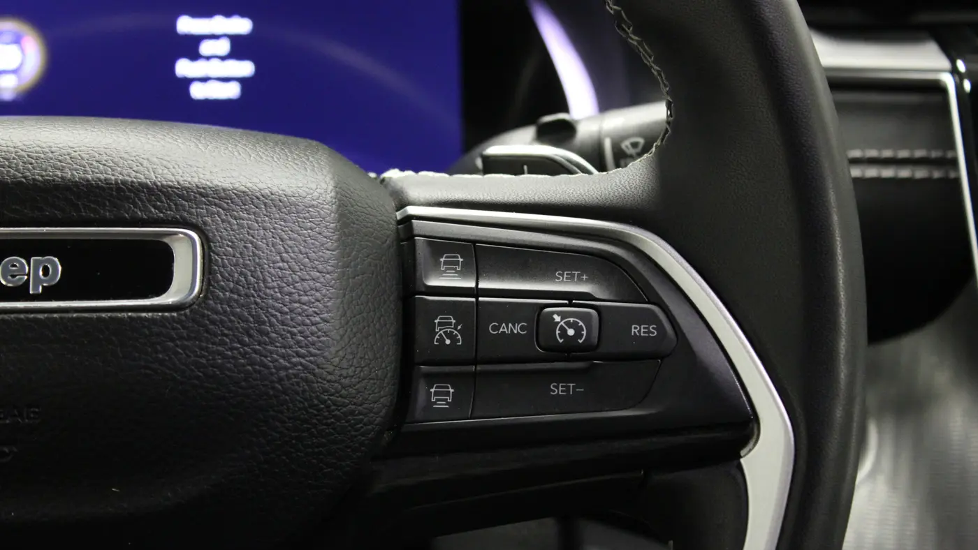 2023 Jeep Grand Cherokee L Laredo X
