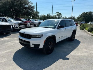 2024 Jeep Grand Cherokee L with Bright White Clearcoat Exterior