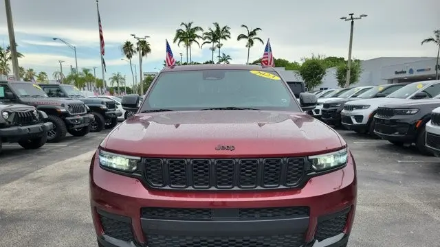 2023 Jeep Grand Cherokee L Laredo X
