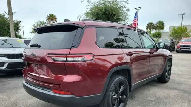 2023 Jeep Grand Cherokee L Laredo X