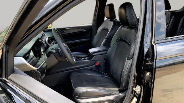 2023 Jeep Grand Cherokee L Laredo X