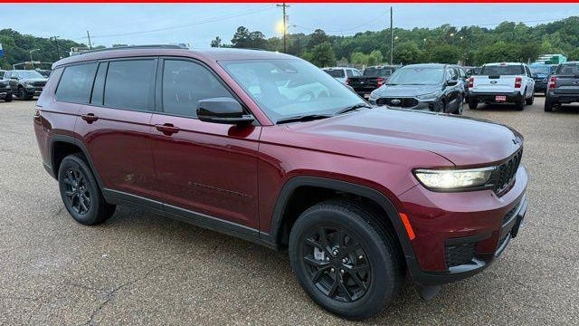 Preowned 2025 Jeep Grand Cherokee L Laredo for Sale