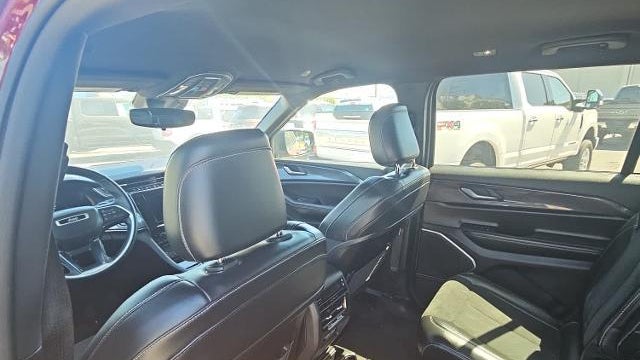 2021 Jeep Grand Cherokee L Laredo