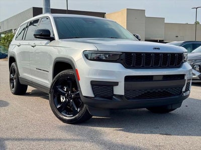 2023 Jeep Grand Cherokee L 4X2 Altitude 4DR SUV