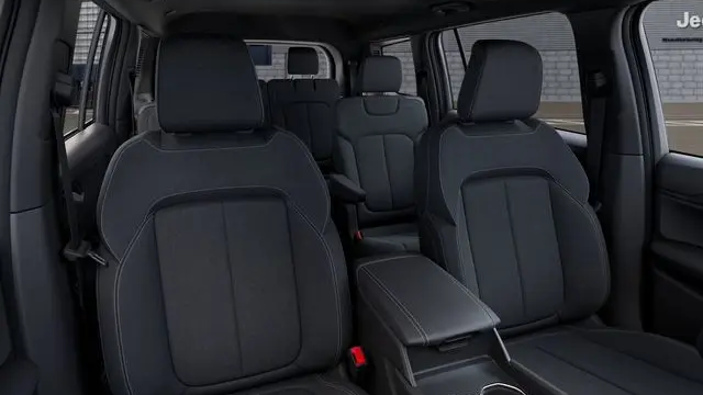 2026 Jeep Grand Cherokee L Laredo