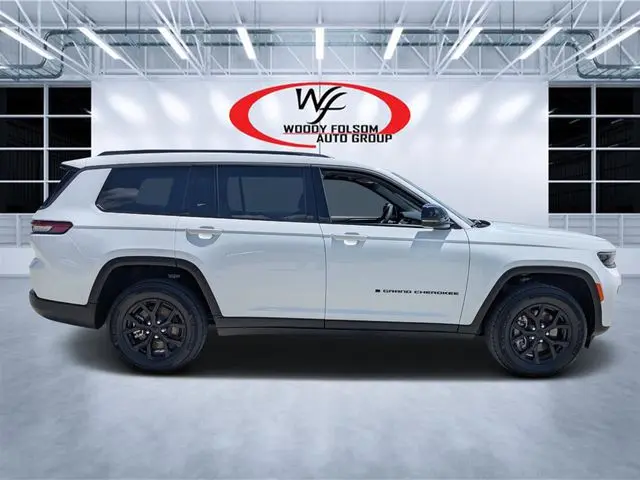 2026 Jeep Cherokee - $44,303