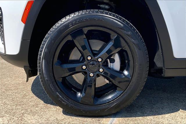 2026 Jeep Cherokee - $42,770