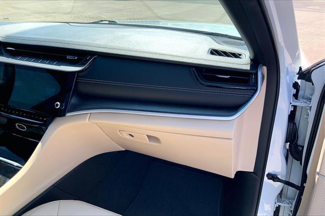 2026 Jeep Cherokee - $42,770