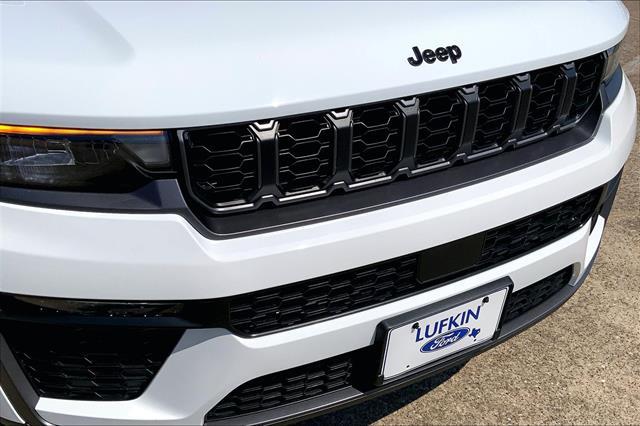 2026 Jeep Cherokee - $42,770