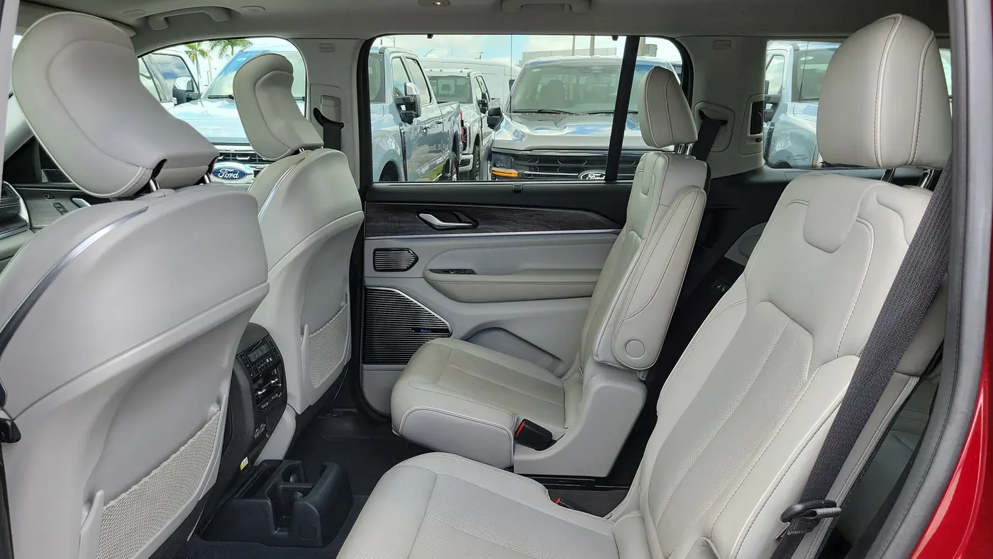 2021 Jeep Grand Cherokee L Overland