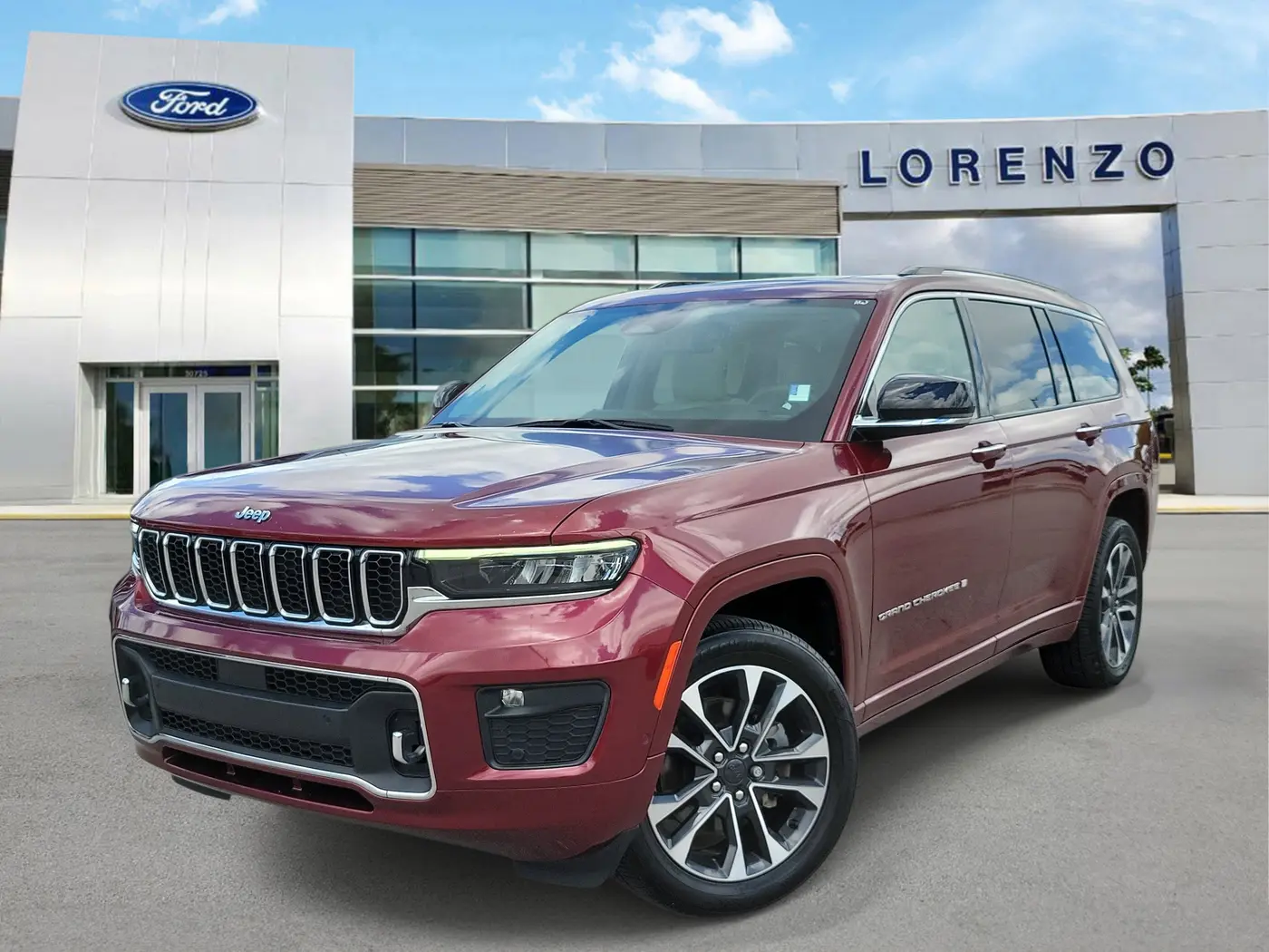 2021 Jeep Cherokee - $27,990
