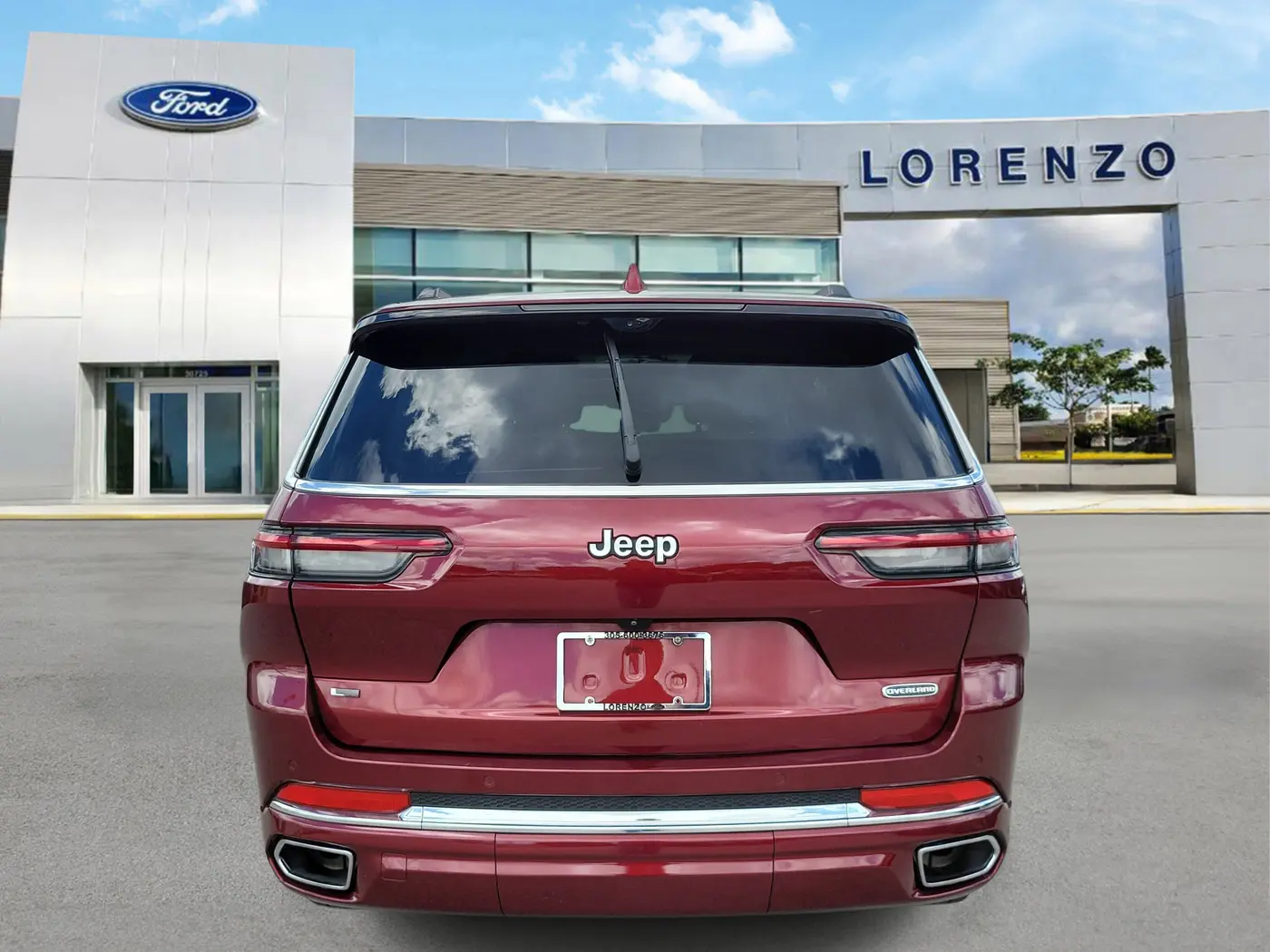2021 Jeep Cherokee - $27,990