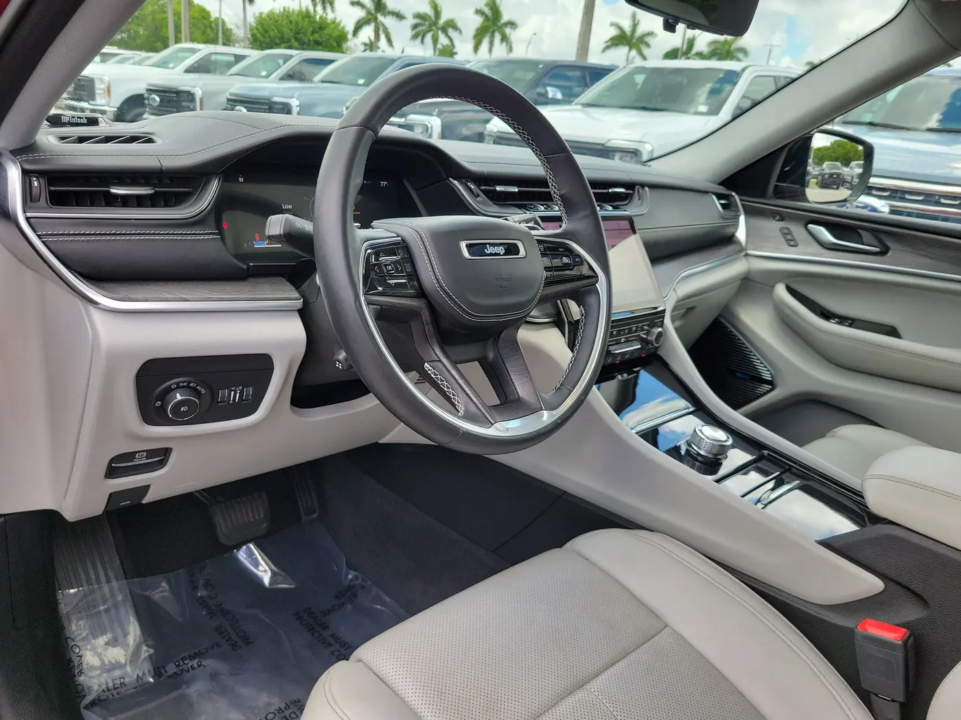 2021 Jeep Cherokee - $27,990
