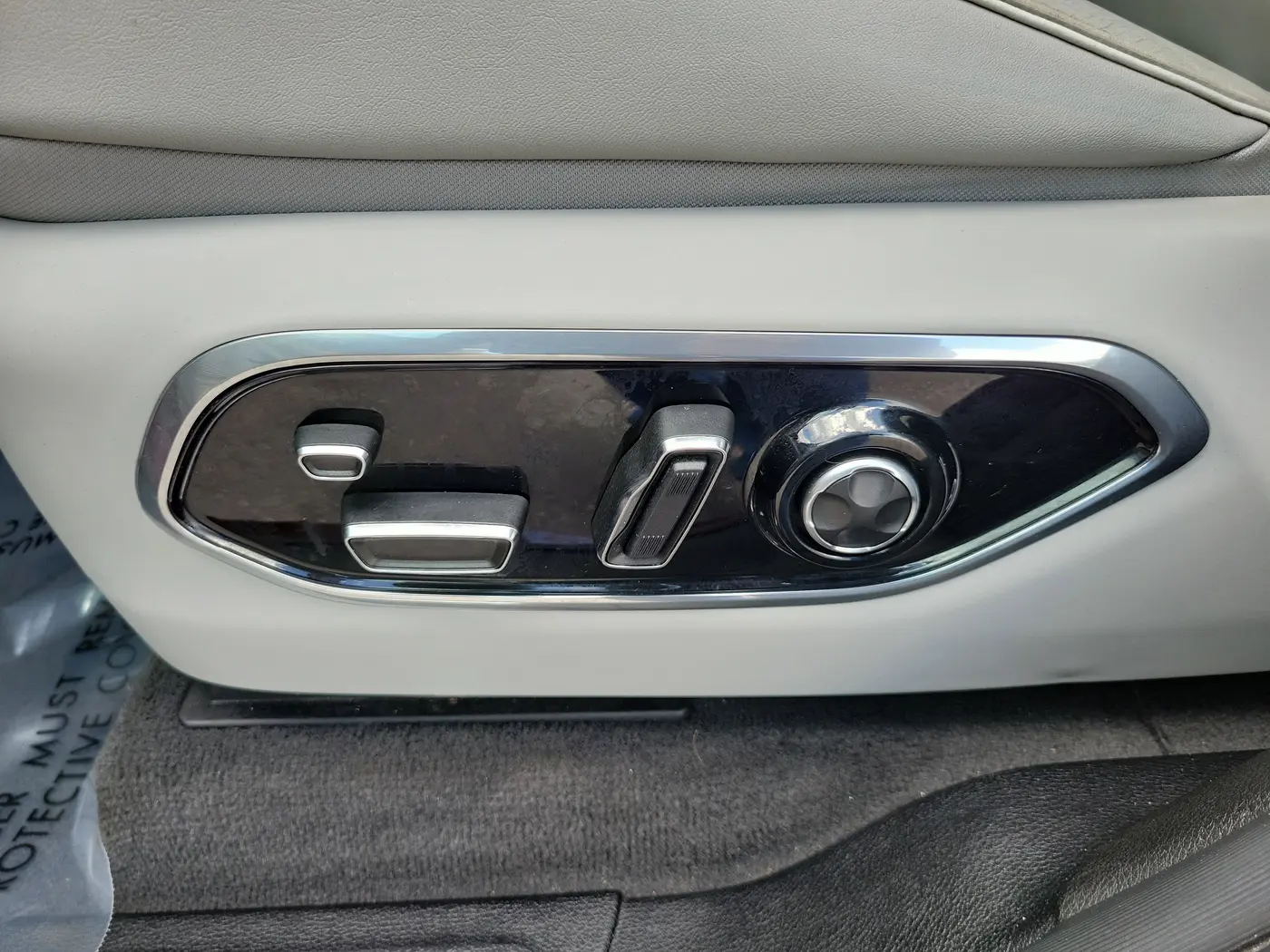 2021 Jeep Cherokee - $27,990