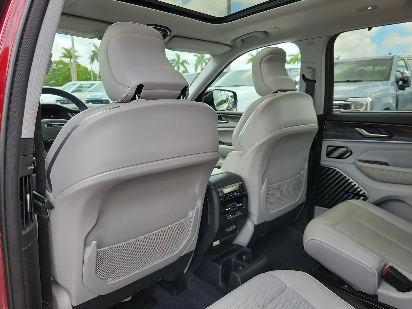 2021 Jeep Cherokee - $27,990