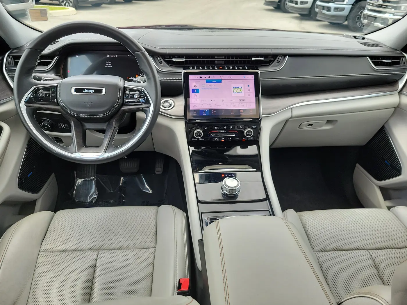2021 Jeep Cherokee - $27,990