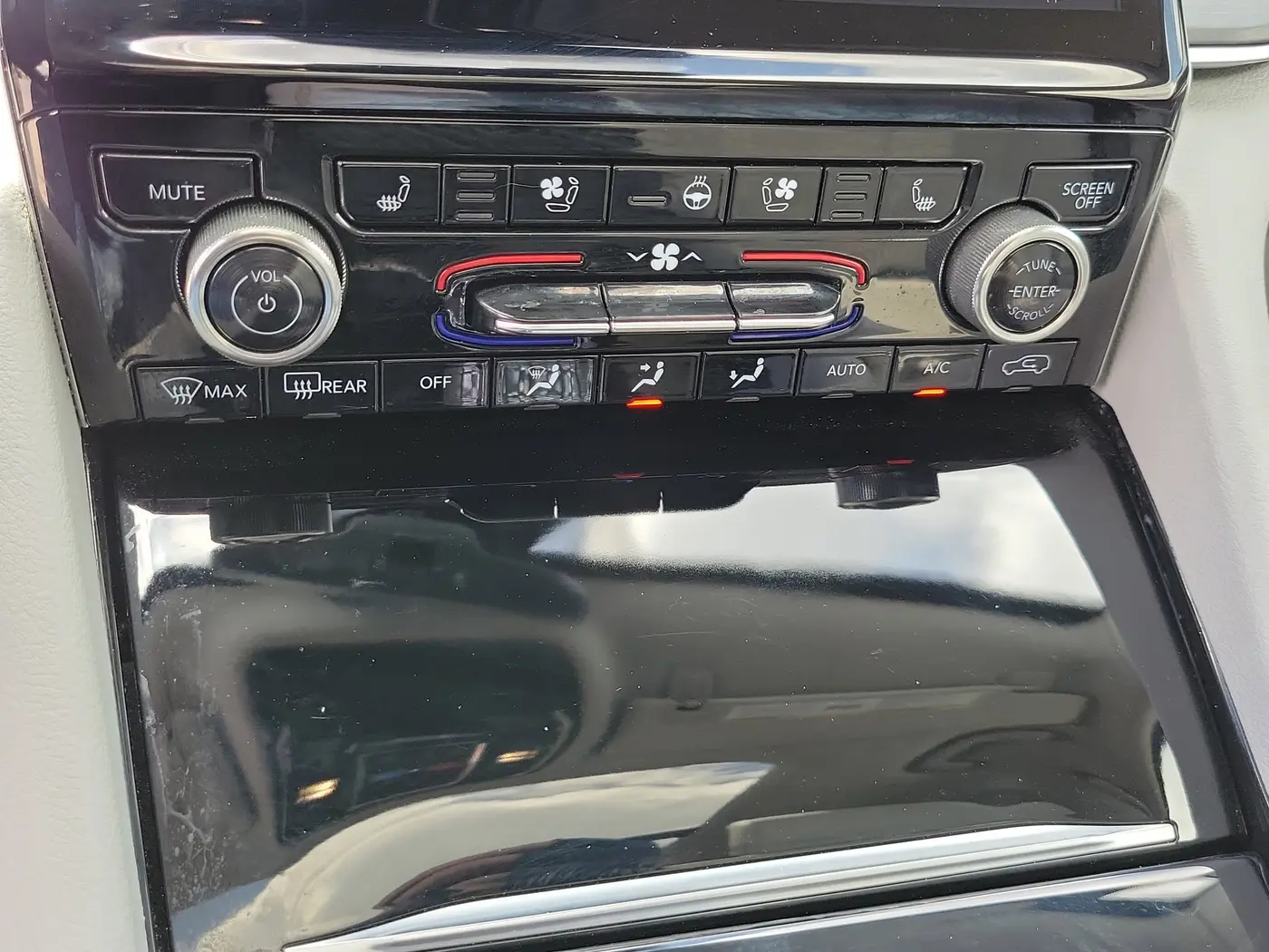 2021 Jeep Cherokee - $27,990