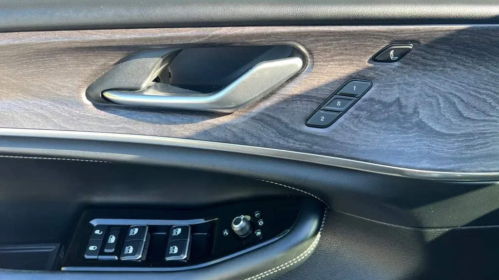 2022 Jeep Grand Cherokee L Overland