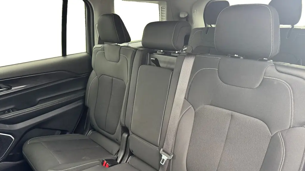 2021 Jeep Grand Cherokee L Laredo
