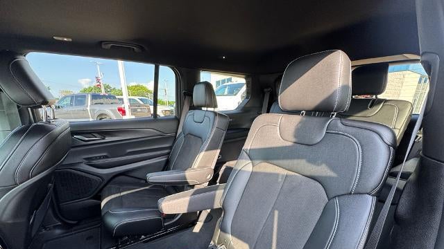 2023 Jeep Grand Cherokee L Laredo X