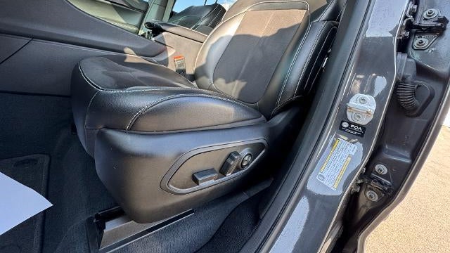 2023 Jeep Grand Cherokee L Laredo X