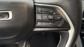 2023 Jeep Grand Cherokee L Laredo X