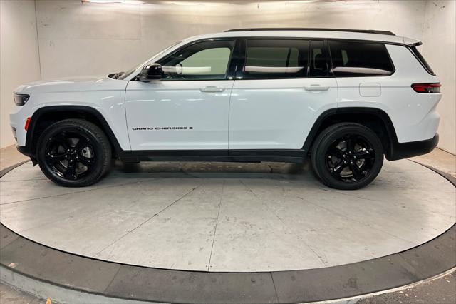 2023 Jeep Cherokee - $29,999