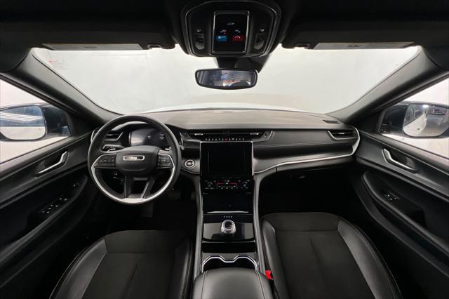 2023 Jeep Cherokee - $29,999
