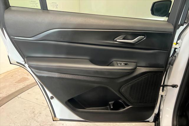 2023 Jeep Cherokee - $29,999