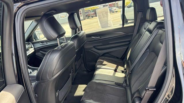 2024 Jeep Grand Cherokee L Laredo