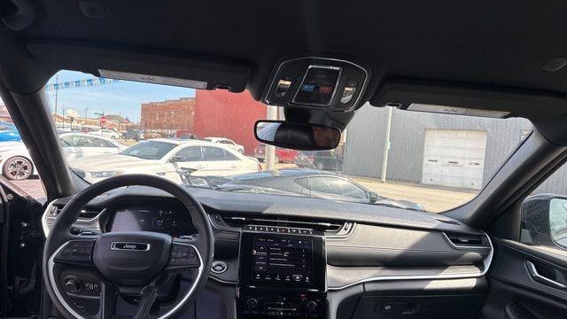 2024 Jeep Grand Cherokee L Laredo