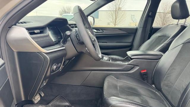 2024 Jeep Grand Cherokee L Laredo