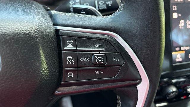 2023 Jeep Grand Cherokee L Laredo X
