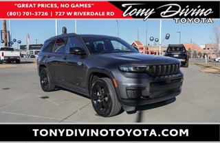 2024 Jeep Grand Cherokee L with Baltic Gray Metallic Clearcoat Exterior