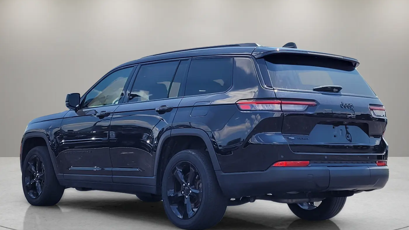 2023 Jeep Grand Cherokee L Altitude