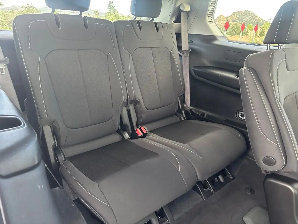 2023 Jeep Cherokee - $23,999