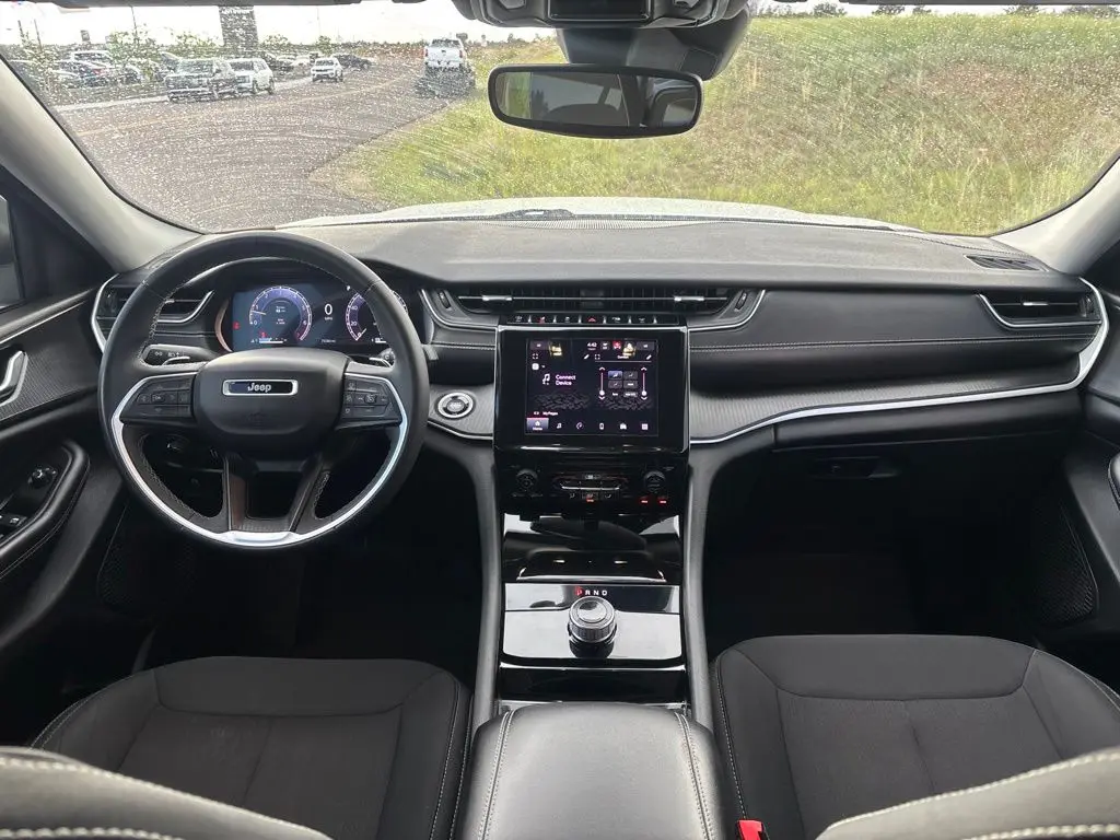 2023 Jeep Cherokee - $23,999