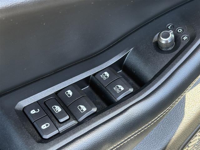 2023 Jeep Cherokee - $24,750