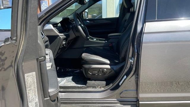 2023 Jeep Grand Cherokee L Altitude X