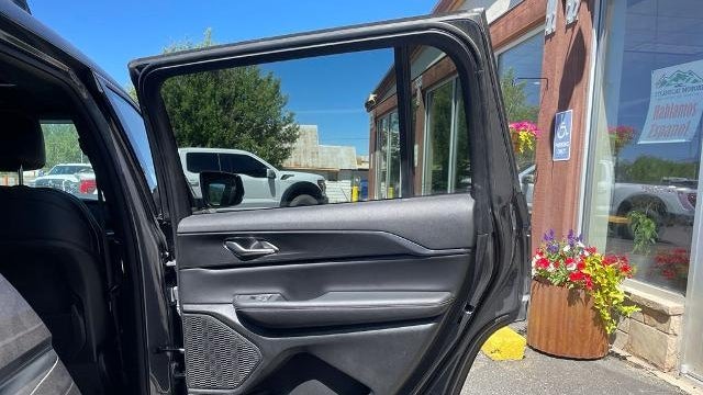 2023 Jeep Grand Cherokee L Altitude X